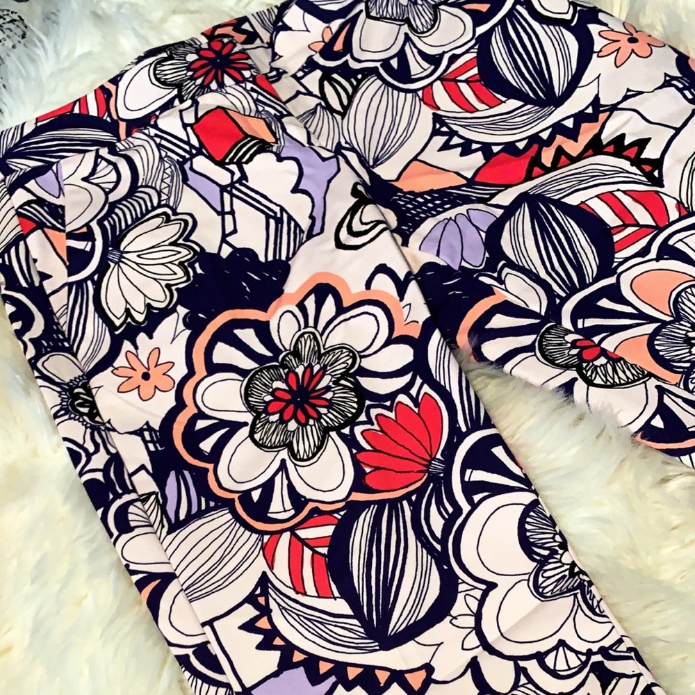 Super Cute Printed Express Pants - image 2